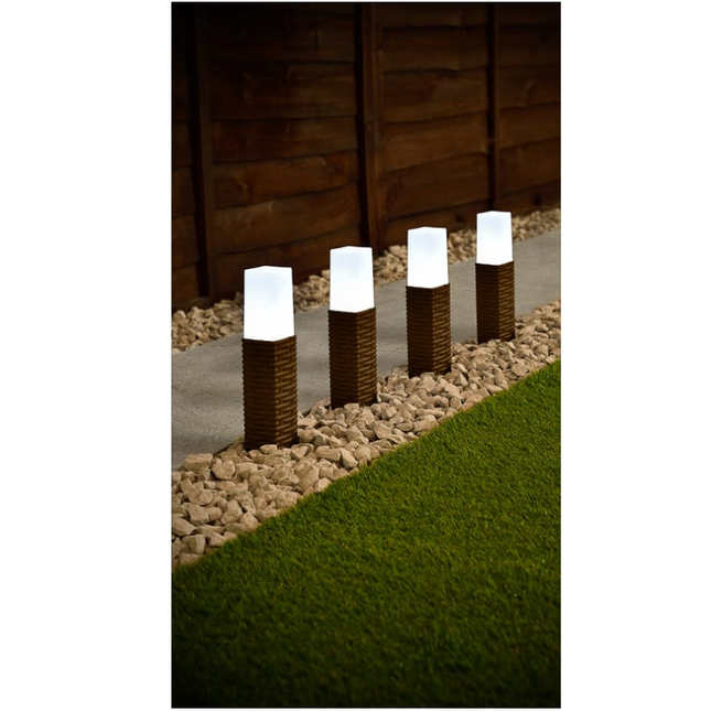 4pk Solar Powered Rattan Effect Post Solar Lights Garden Outdoor Decor